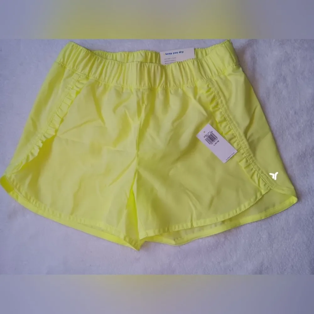 Old Navy Dolphin-Hem Ruffle Run Girls Shorts NWT